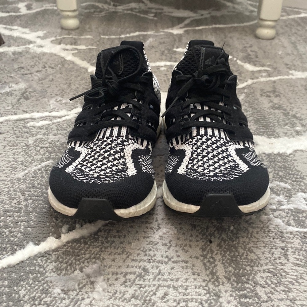 Adidas Ultra boost Black/White
